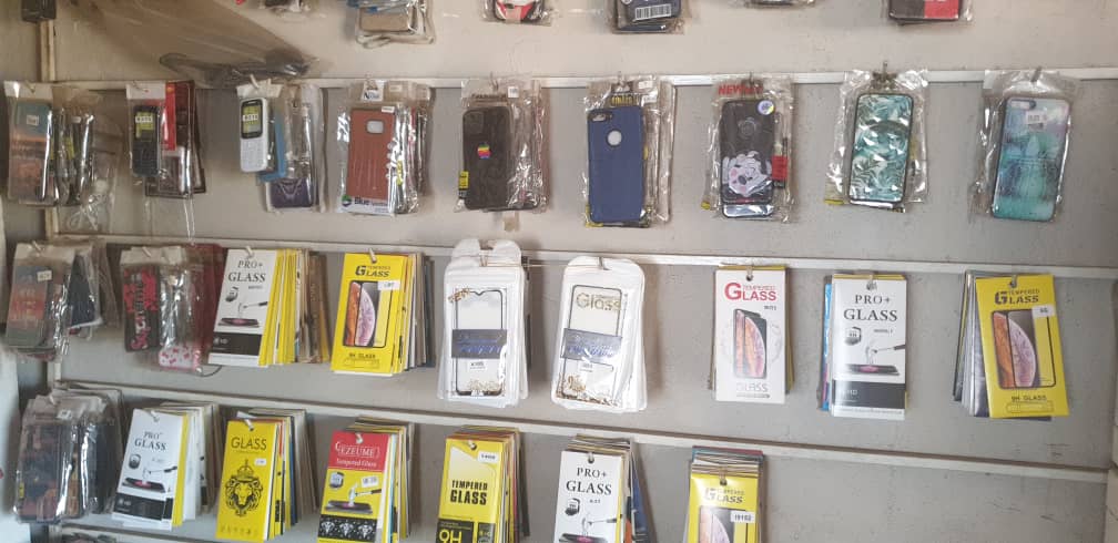 Fulladu Boiram Mobile Shop